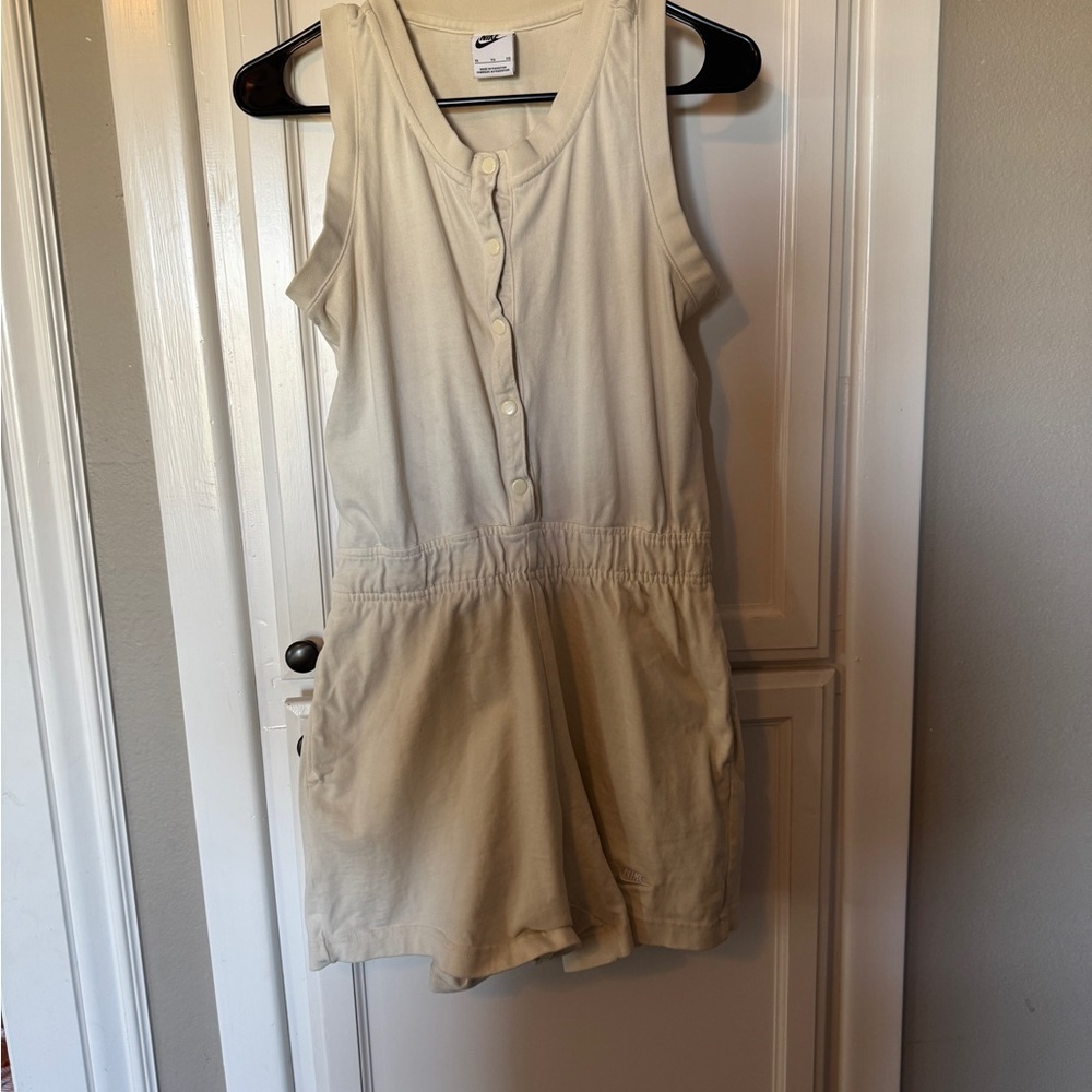 Nike Cream Sleeveless Romper‎ Size XL